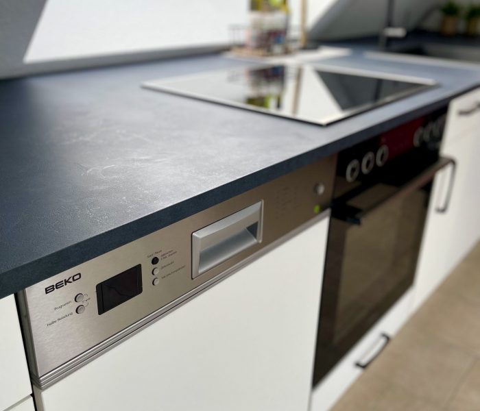 42127642-3B7B-458E-9921-5A8B7C37CC18